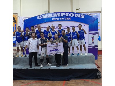 Juara 1 Futsal Putra MGMP CUP 2024